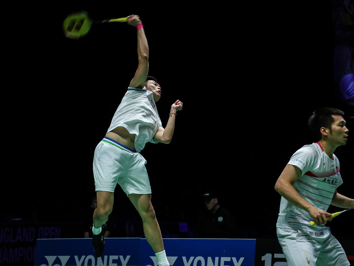 丹麦队碾压德国队，黄鸭组合高光表现