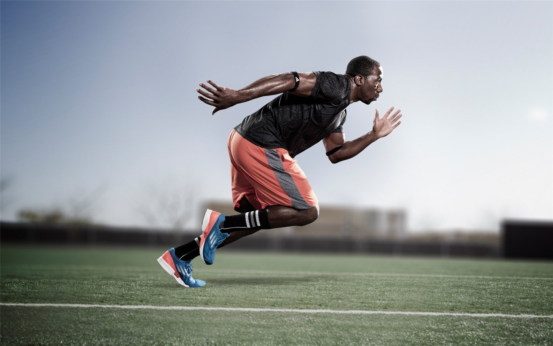 赛道与绿茵的交汇，德国争冠战如何定义F1与亚特兰大的竞技哲学